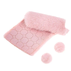 Futerkowe pompony na taśmie jasny róż 3cm 50szt - Dalprint