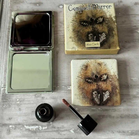 Lusterko w pudełku Jeżyk na plecach - Alex Clark