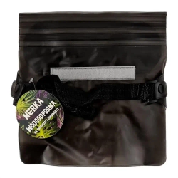 Nerka wodoodporna czarna - MCD