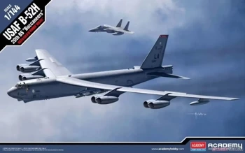 Model plastikowy USAF B-52H 20th BS Buccaneers 1/144 - Academy
