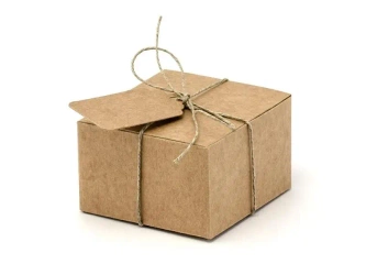 Pudełeczka z zawieszkami 6x5,5x3,5cm 10szt - PartyDeco