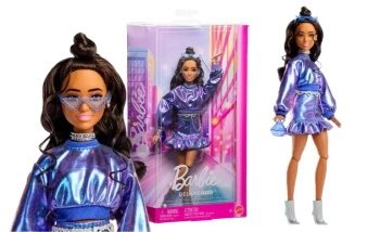 Barbie. JFP42 Deluxe Style. Lalka modowa 7 z falowanymi brązowymi włosami