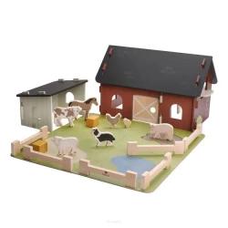 Farma drewniana Zwięrzątka na wsi - MICKI