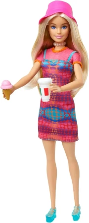 Barbie. HWH97 Różowy paszport na podróż do Włoch. Lalka + akcesoria