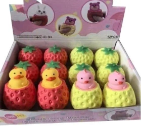 Gniotek kurczak w truskawce MIX - Merkpol