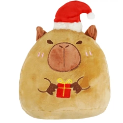Maskotka kapibara w świątecznej czapce