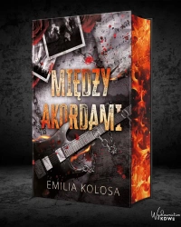Między Akordami (ilustrowane brzegi) - Emilia Kolosa