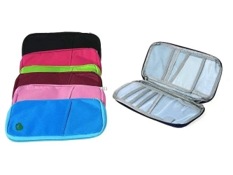 Etui na dokumenty podróżne - Praca zbiorowa