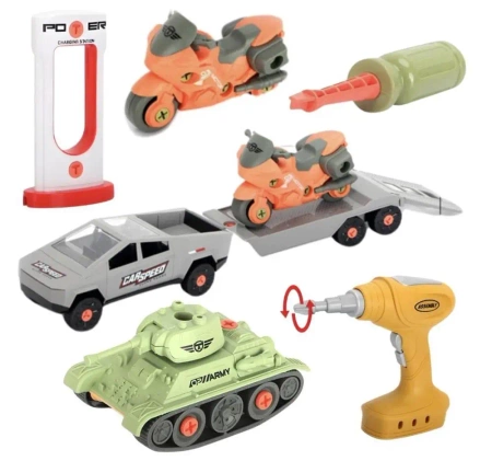 Samochód z przyczepą i czołgiem - Maksik