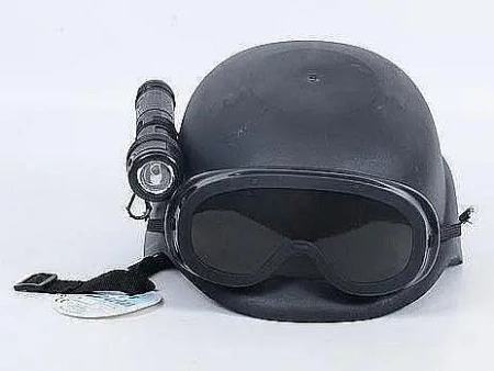 Hełm policyjny z latarką - ADAR