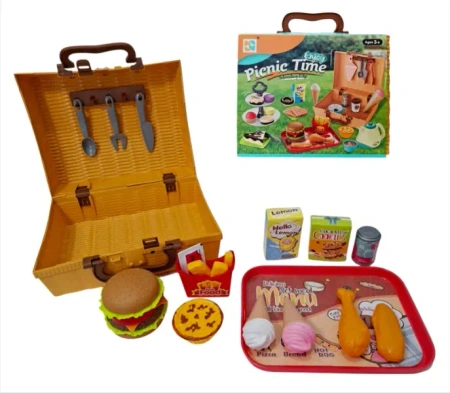 Zestaw kuchenny koszyk piknikowy z produktami spożywczymi - SWEDE