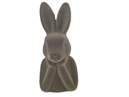 Figurka zająca pokryta materiałem - ADAR