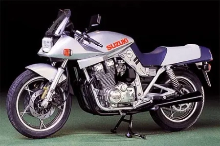 Suzuki GSX1100S Katana Kit - Tamiya