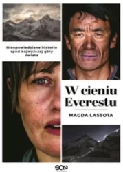 W cieniu Everestu - Magda Lassota