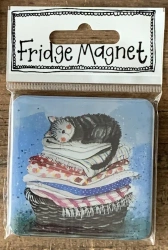 Magnes FM56 Kot na koszu z praniem - Alex Clark