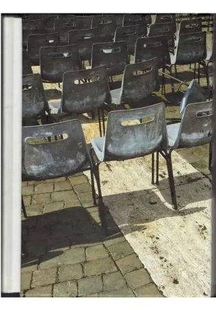 Otwarty tron. Sztuka współczesna... - Praca zbiorowa