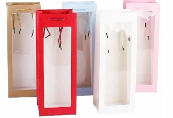 Torebka prezentowa z okienkiem