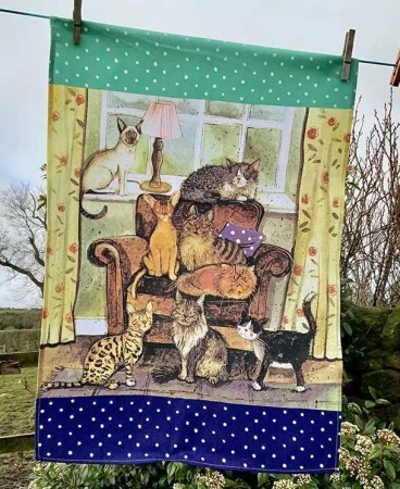 Ręcznik kuchenny TT33 Dom pełen kotów - Alex Clark