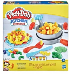 Ciastolina. Patelnia z makaronem - Hasbro