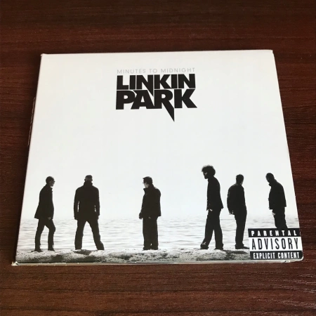 Minutes To Midnight CD