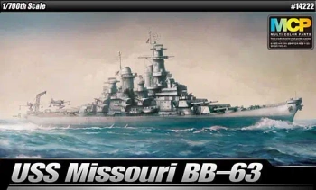 Model plastikowy BB-63 USS Missouri - Academy