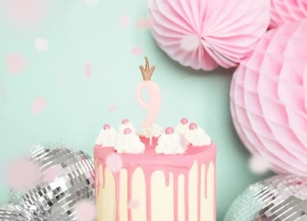 Świeczka urodzinowa 9 jasny różowy 9,5cm - PartyDeco