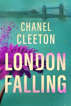 International School T.2 London Falling - Chanel Cleeton