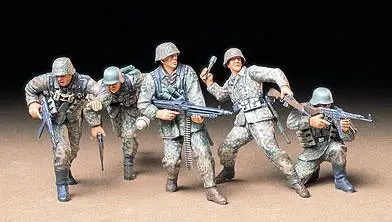 Zestaw żołnierzy German Front Line Infantrymen - Tamiya